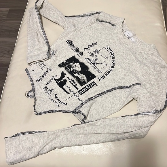 long sleeve crop top - Picture 1 of 1